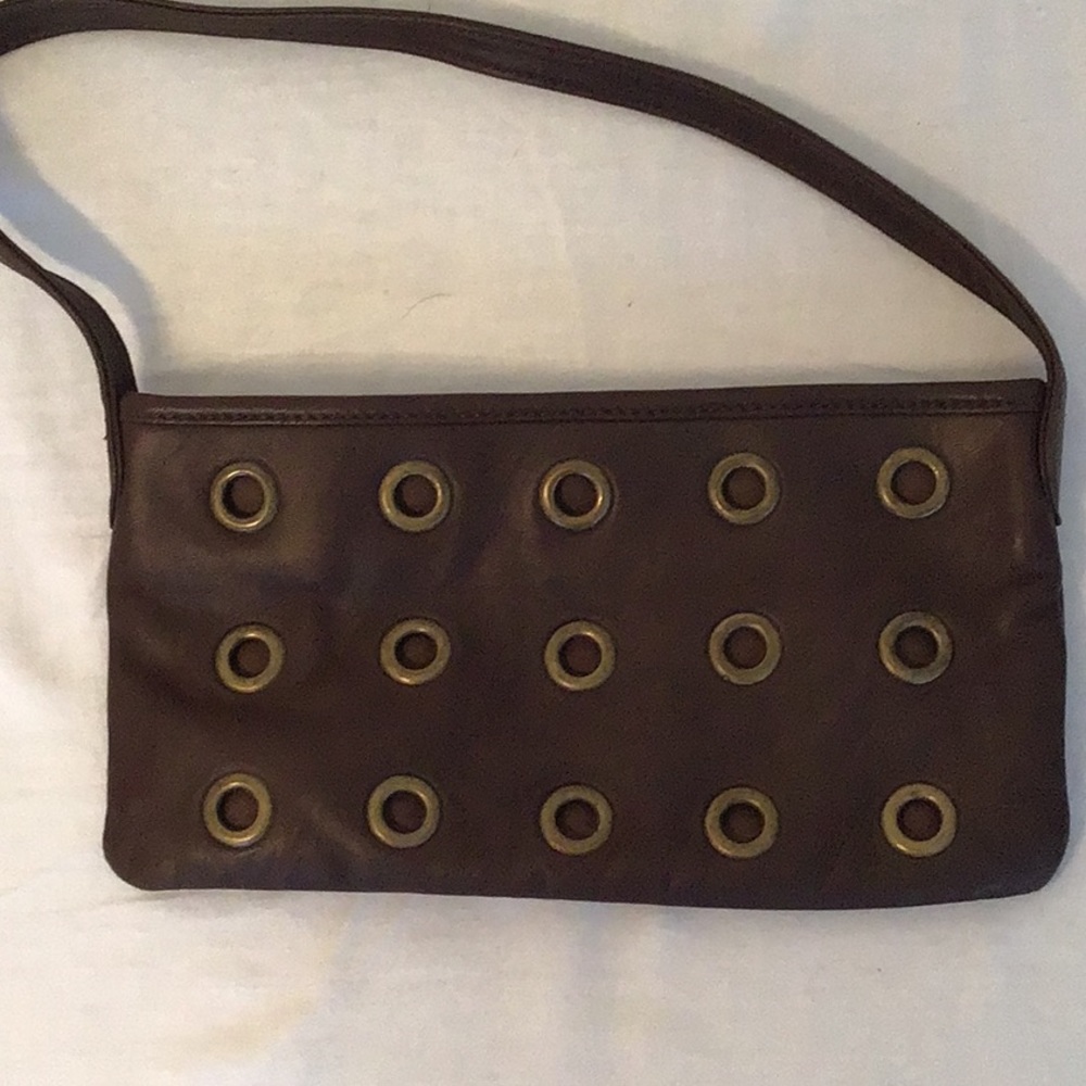 Gap brown leather purse. No flaws. Soft. Clean.